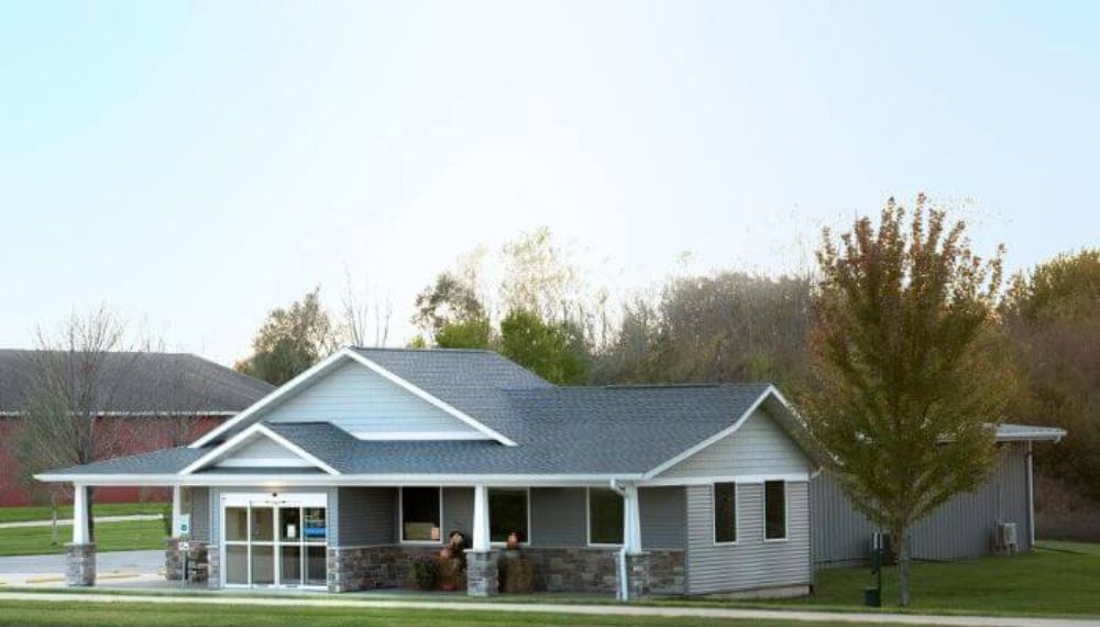 Avenue Veterinary Clinic Building